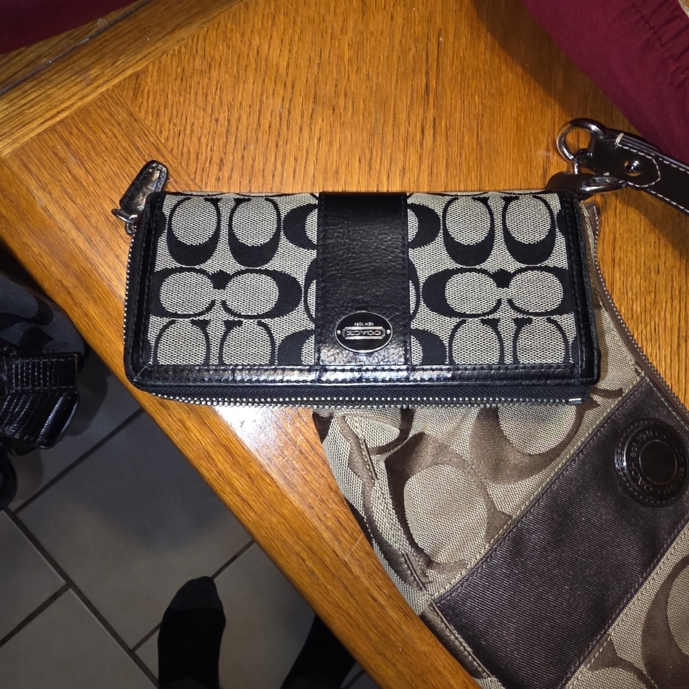 Coach Black and Tan Signature Wallet